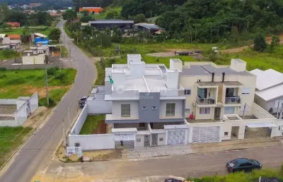 Casa geminada à venda, 2 quartos, 2 suítes, 2 vagas, são joão (margem esquerda) - tubarão/sc