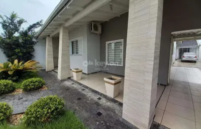 Casa à venda, 4 quartos, 1 suíte, 2 vagas, vila moema - tubarão/sc