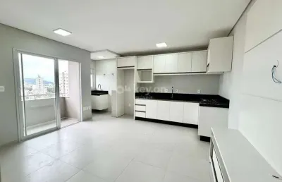 Oportunidade de apartamento semimobiliado no bairro dehon – tubarão/sc