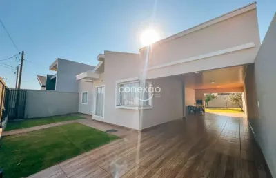 Casa com 3 quartos à venda no Jardim Gisela, Toledo 