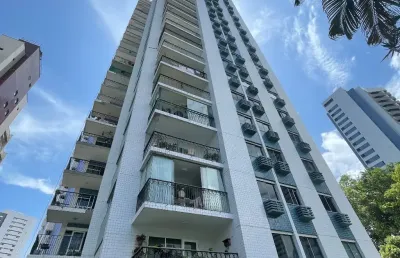 Apartamento com 4 quartos para alugar na Rua Santo Elias, 260, Espinheiro, Recife