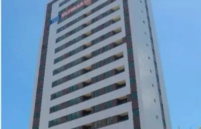 100% mobiliado na melhor localização dos aflitos - andar alto