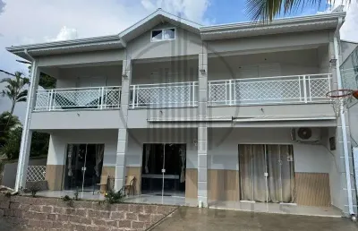Chácara / sítio com 4 quartos à venda na Rua Elpidio Steffen, 103, Colinas de Indaiatuba, Indaiatuba