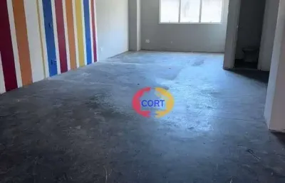 Sala comercial de 60m² para locação e venda em arujá!!