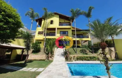 Casa de alto padrão com muita área verde à venda e locação no arujá 5!!!