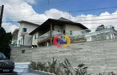 Casa ampla para venda no condomínio arujazinho iv!!!