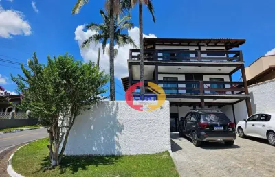 Casa com vista panorâmica à venda no condomínio country club em arujá!!!