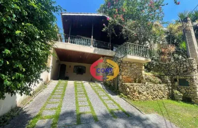 Casa à venda e locação no condomínio arujazinho i,ii, iii.