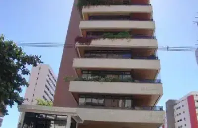 Belíssimo apartamento na aldeota com 400m, 4 suítes, 2 dependências e 4 vagas