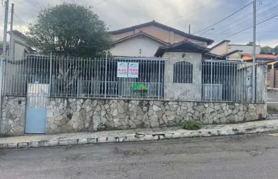 Casa com 4 quartos à venda na vila maquiné, mariana  por r$ 900.000