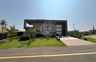 Casa em condomínio fechado com 5 quartos à venda na Avenida Brasília, Terras de Mont Serrat, Salto