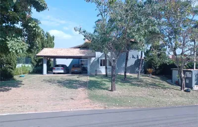 Casa em condomínio fechado com 2 quartos à venda na Avenida Brasília, Terras de Mont Serrat, Salto