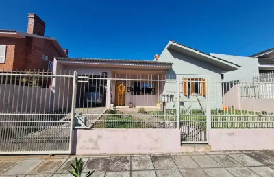 Excelente casa com piscina no residencial novo horizonte em santa maria