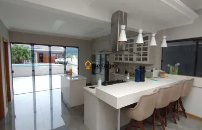 Casa alto padrão - 4 suítes - lareira - piscina aquecida - bairro presidente joã