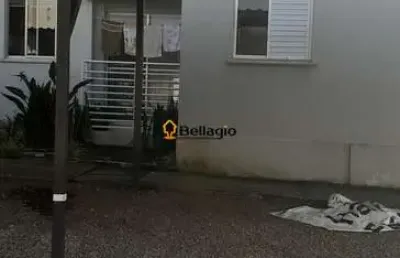 Ótimo apartamento de 3 dormitorios, sacada e garagem.