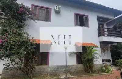 Casa com 3 quartos para alugar no Penedo, Itatiaia 