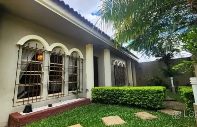 Casa com 4 quartos à venda na Rua Major Manoel Grott, 319, Jardim Carvalho, Ponta Grossa
