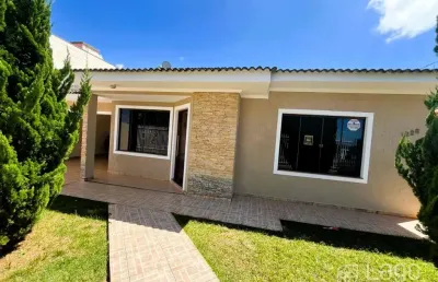 Casa com 3 quartos à venda na Rua Quinze de Setembro, Uvaranas, Ponta Grossa