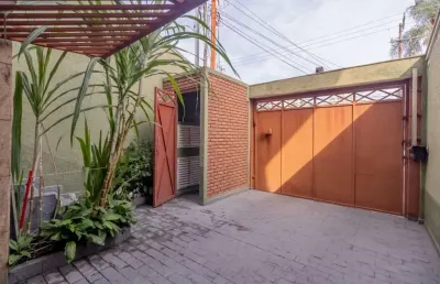 Casa tipo para venda em lapa com 4 quartos, sendo 2 suítes, 219m²
