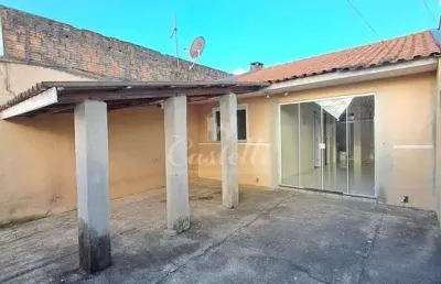 Uma residência em alvenaria com área construída de aprox. 65,00 m  localizada na