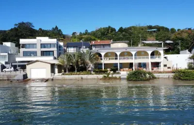 Casa pé na areia em porto belo , centro, porto belo - sc