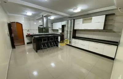 Sobrado com 3 dormitórios à venda, 272 m² por r$ 1.200.000 - parque são vicente - mauá/sp