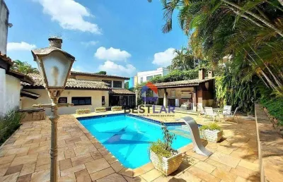 Casa com 3 quartos para alugar na Avenida Dona Cherubina Viana, Granja Viana, Cotia