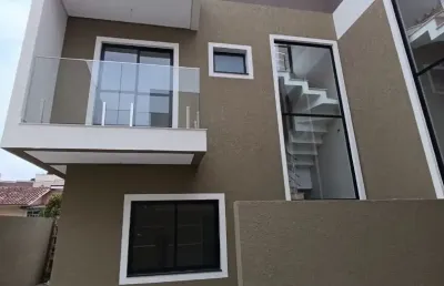 Casa com 3 quartos à venda na Rua Luiz Gallieri, 130, Uberaba, Curitiba