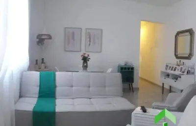 Apartamento reformado de 2 quartos no centro de barra do piraí