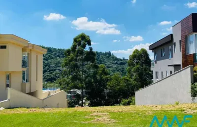 Terreno em condomínio fechado à venda na Rua Toulon, 08, Tamboré, Santana de Parnaíba