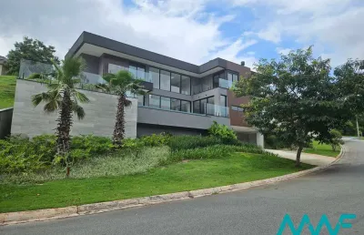 Casa de esquina no residencial campos do conde em alphaville - maravilhosa!