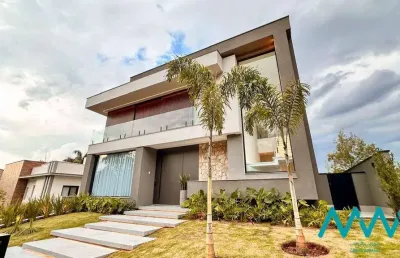 Casa nova com elevador e vista livre em alphaville!