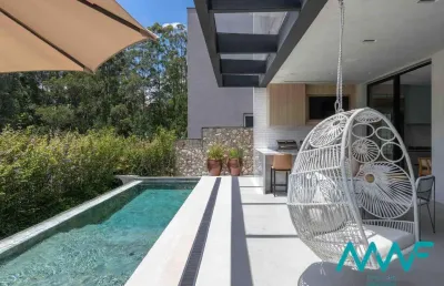 Casa linda e moderna com linda vista no residencial villa solaia