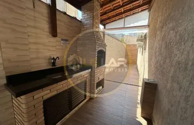 Apartamento de 1 dormitório grande com suite e lavabo. garagem coletiva