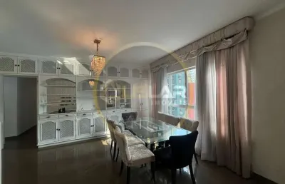 Apartamento de 3 dorms de frente com varanda, dependencia completa e garagem demarcada