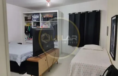 Sala living na divisa em sv, andar alto, com garagem