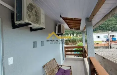 Locação - casa 2 dormitórios na praia do sapê em ubatuba/sp