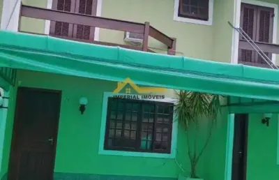 Á venda i0975 - casa com 2 domitórios na martim de sá - caraguatatuba/sp