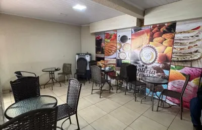 Excelente oportunidade - prédio comercial 8 lojas e 8 aptos 2 e 3 qtos no centro de valparaiso.