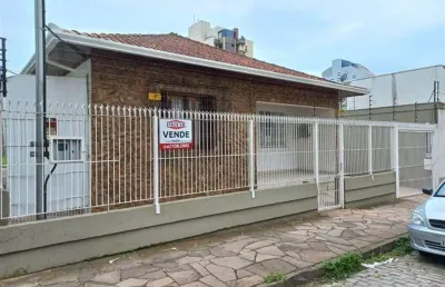 Casa com 3 quartos à venda no São Pelegrino, Caxias do Sul 