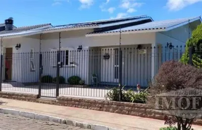 Casa com 4 quartos à venda no Pio X, Farroupilha 