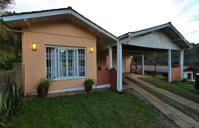 Casa com 3 quartos à venda no Medianeira, Farroupilha 