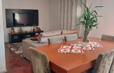Casa com 9 quartos à venda no Pio X, Caxias do Sul 