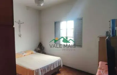 Casa com 3 dormitórios à venda, 200 m² por r$ 1.300.000 - centro - aparecida/sp