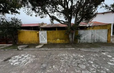 Casa em localização privilegiada com vista para lagoa
 