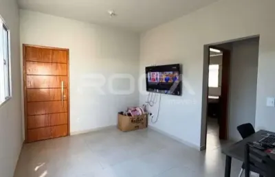 Casa à venda com 2 dormitórios no bairro jardim santa cecília em bonfim paulista.