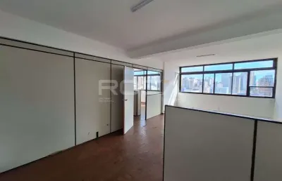 Sala comercial à venda com 77m² de área útil no centro, em ribeirão preto