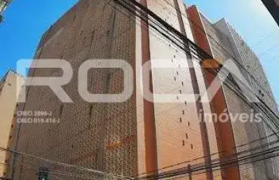 Sala comercial mobiliada à venda e locação com 66m² no centro de ribeirão preto
