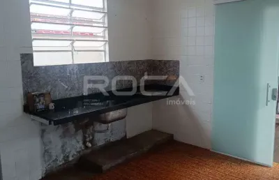 Casa à venda com 02 dormitórios no bairro vila virgínia, em ribeirão preto.