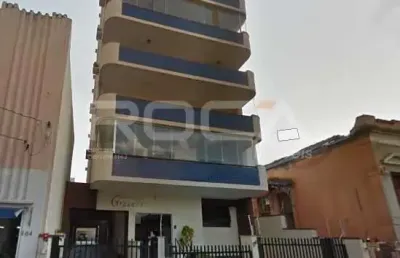 Apartamento à venda com 2 quartos no centro de ribeirão preto.